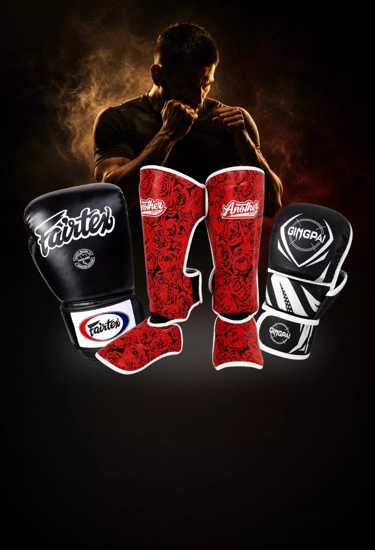 Atleta em posição de luta com luvas de boxe e caneleiras de Muay Thai mais vendidas na Legacy Combat